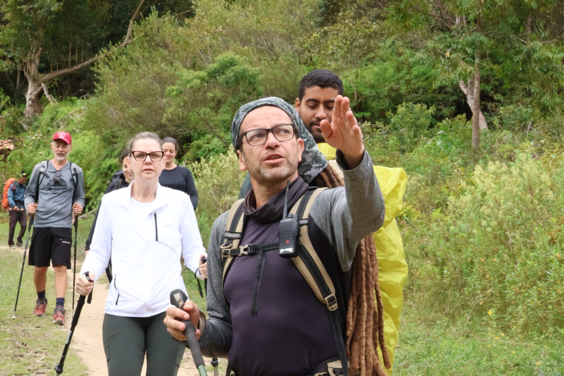 Como Escolher um Bom Guia na Chapada Diamantina? Critérios Que Realmente Importam Como Escolher um Bom Guia na Chapada Diamantina? Critérios Que Realmente Importam