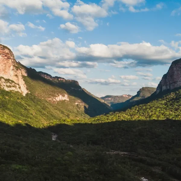 Foto aérea do curso do rio Funis, Vale do Pati